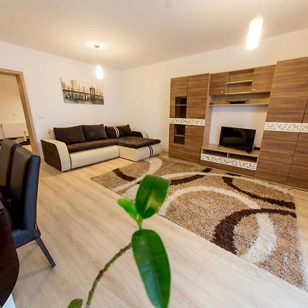 Terezianum Apartments, Free Parking Sibiu Ngoại thất bức ảnh