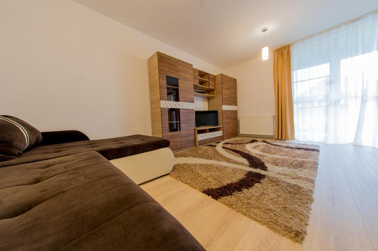 Terezianum Apartments, Free Parking Sibiu Ngoại thất bức ảnh