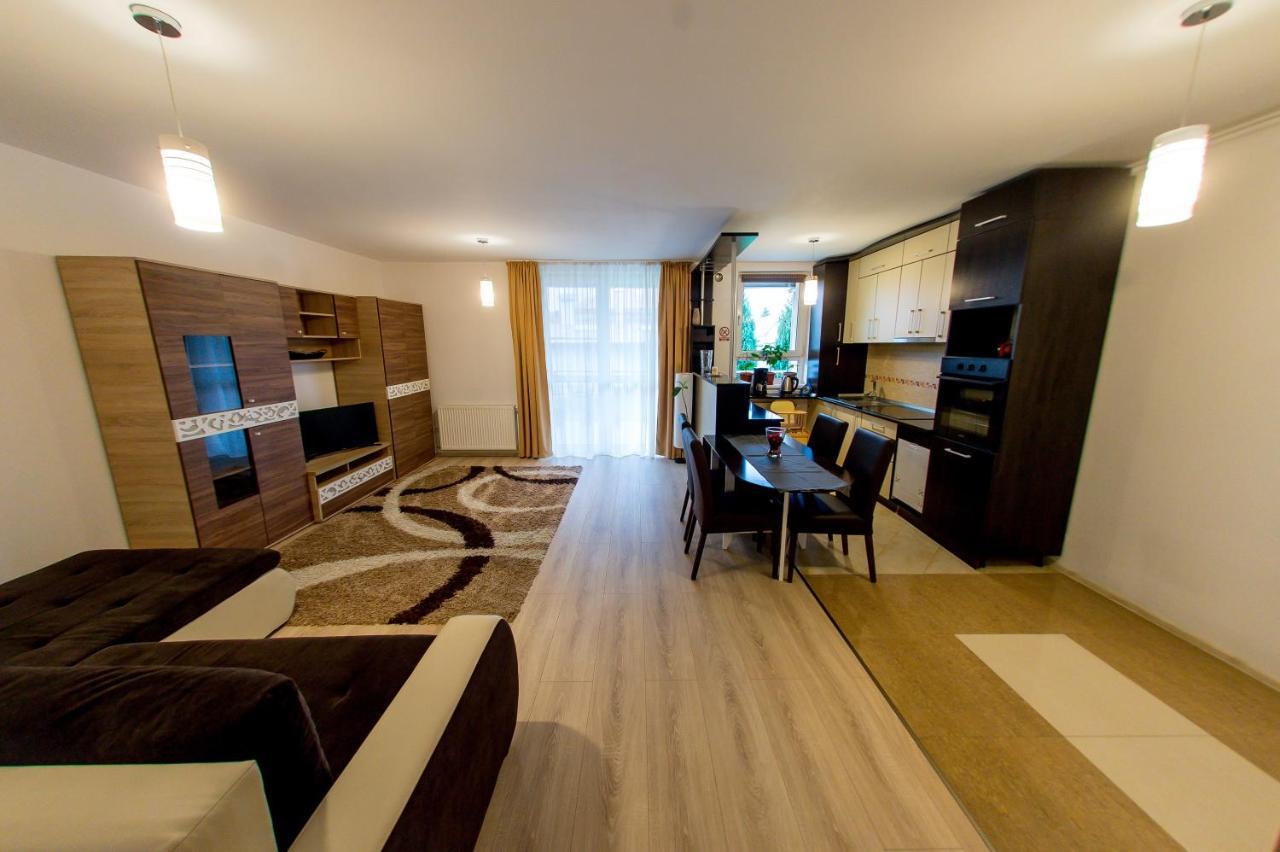 Terezianum Apartments, Free Parking Sibiu Ngoại thất bức ảnh