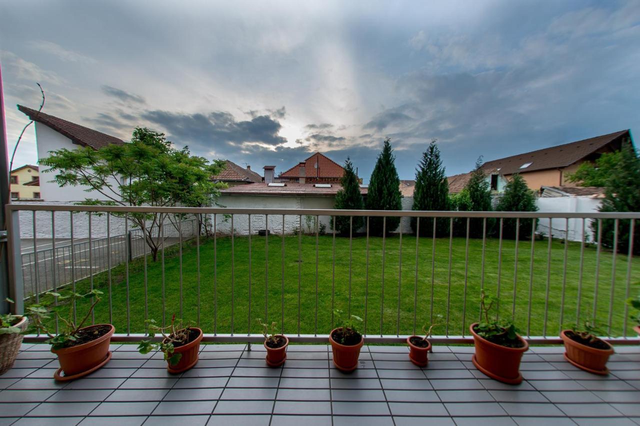 Terezianum Apartments, Free Parking Sibiu Ngoại thất bức ảnh