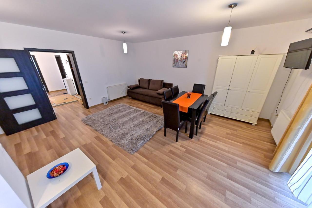 Terezianum Apartments, Free Parking Sibiu Ngoại thất bức ảnh