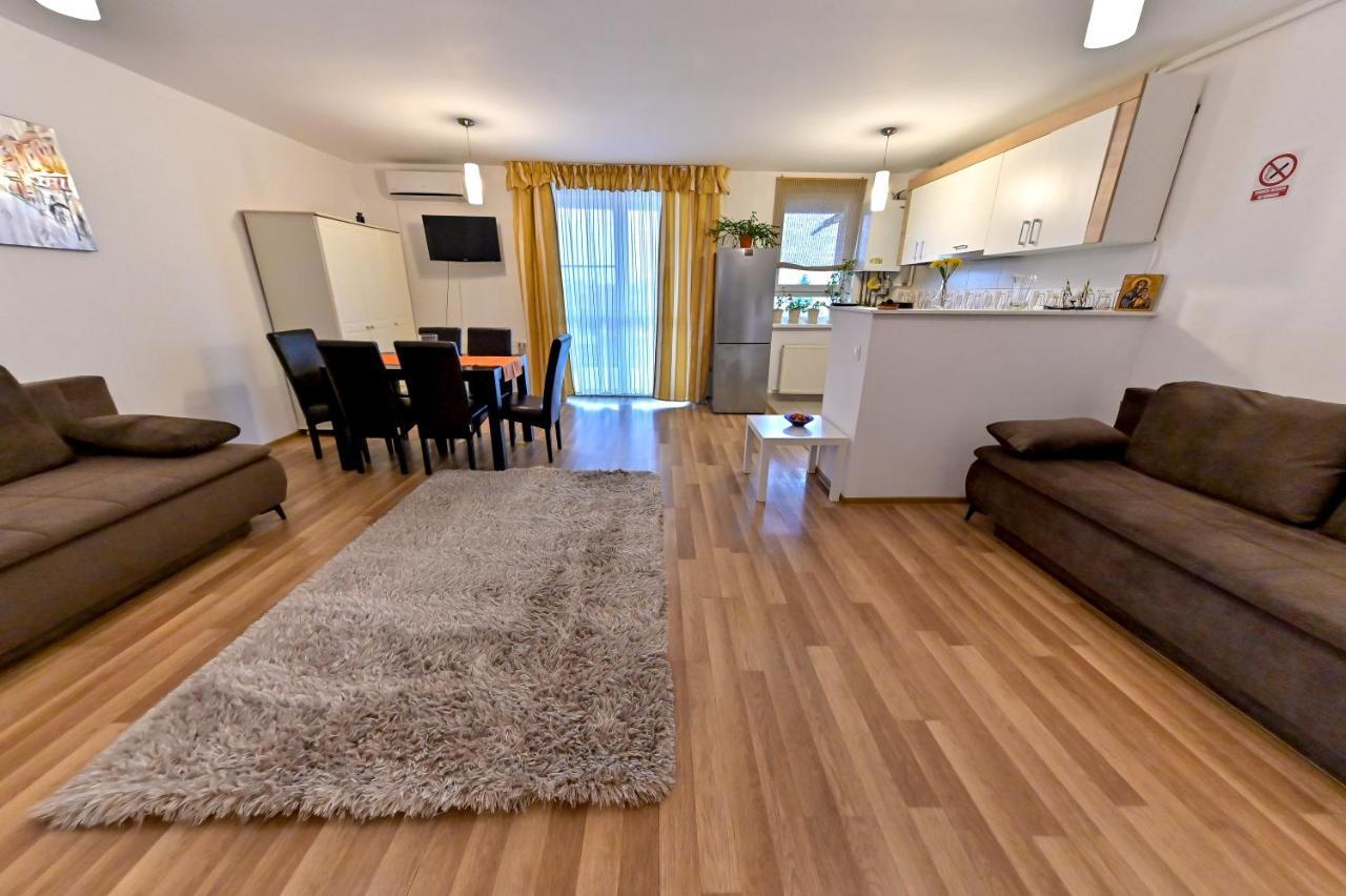 Terezianum Apartments, Free Parking Sibiu Ngoại thất bức ảnh