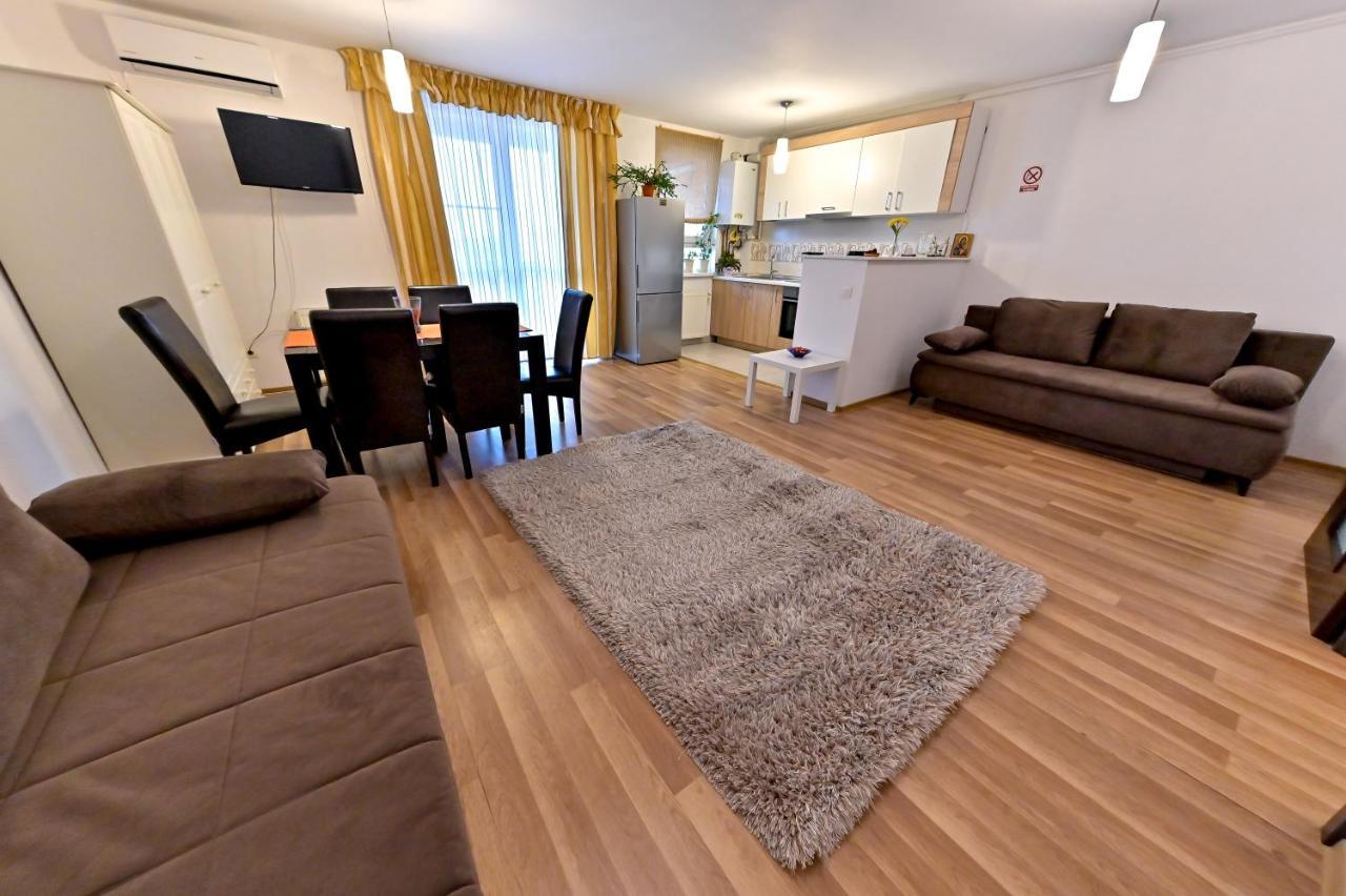 Terezianum Apartments, Free Parking Sibiu Ngoại thất bức ảnh