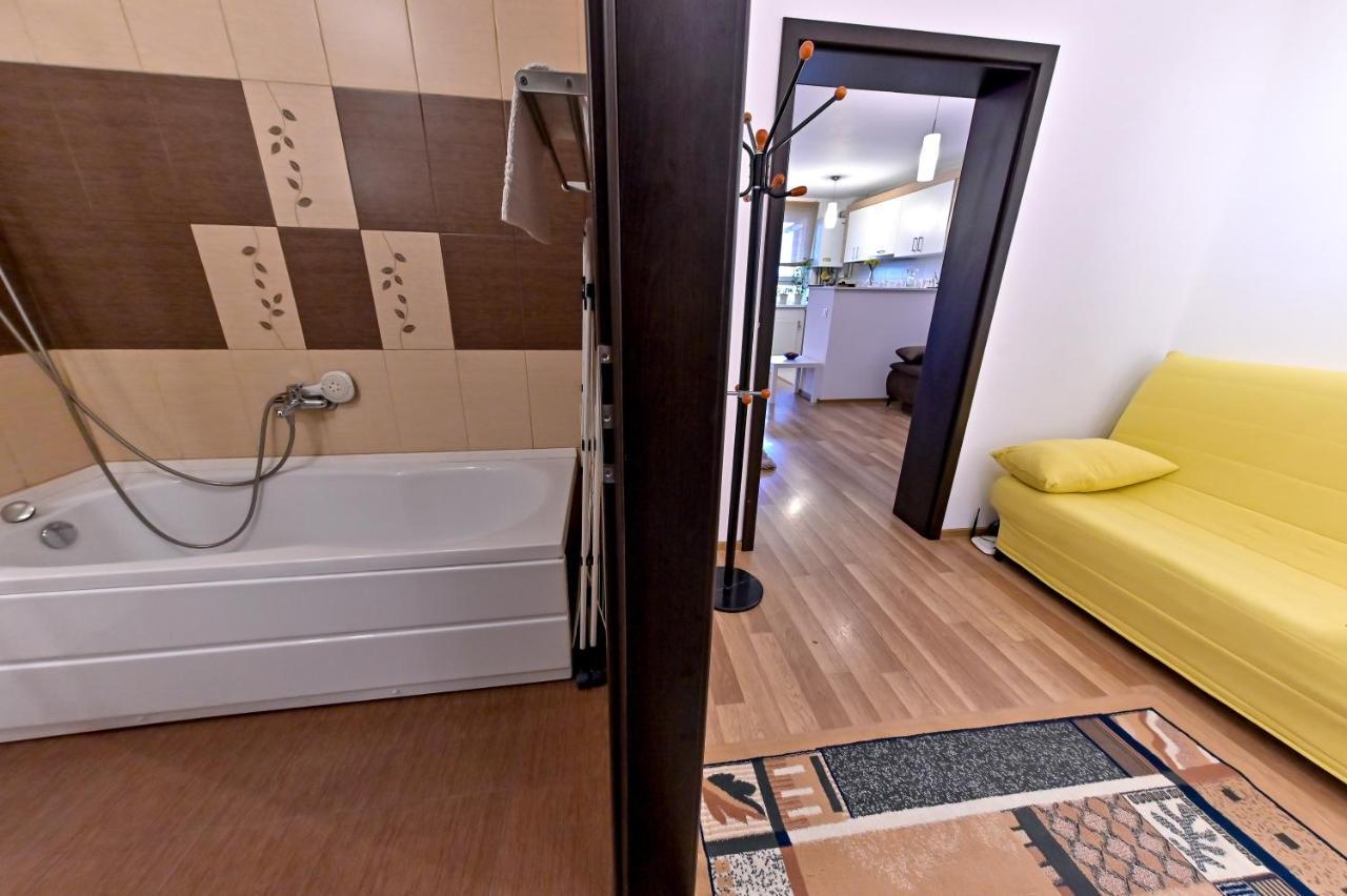 Terezianum Apartments, Free Parking Sibiu Ngoại thất bức ảnh