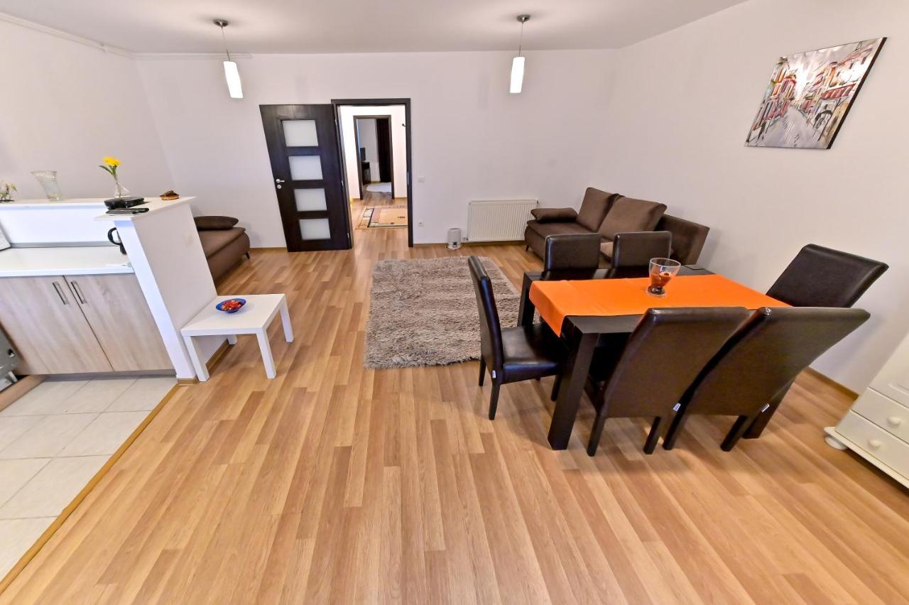 Terezianum Apartments, Free Parking Sibiu Ngoại thất bức ảnh
